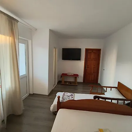 Mela 3* אפורי נורד