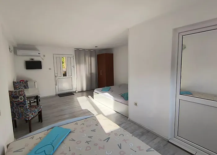 ゲストハウス Mela エフォリエ・ノルド